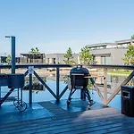 Sun Apartment